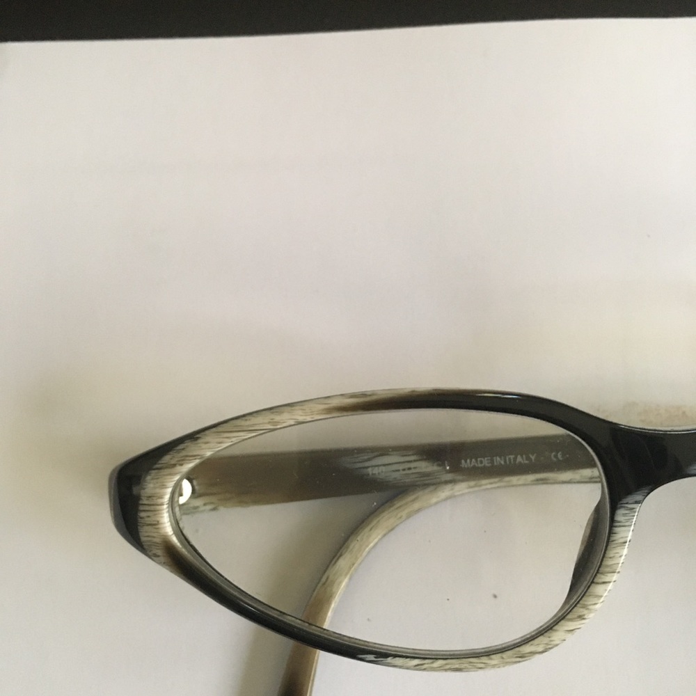 Gucci Frames - image 3